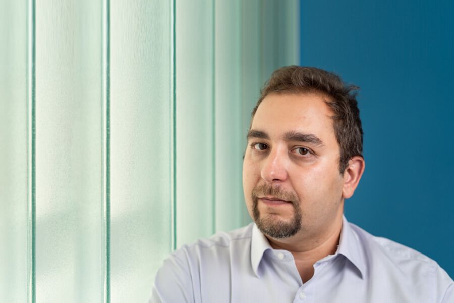 Dr. Colin Teleianu